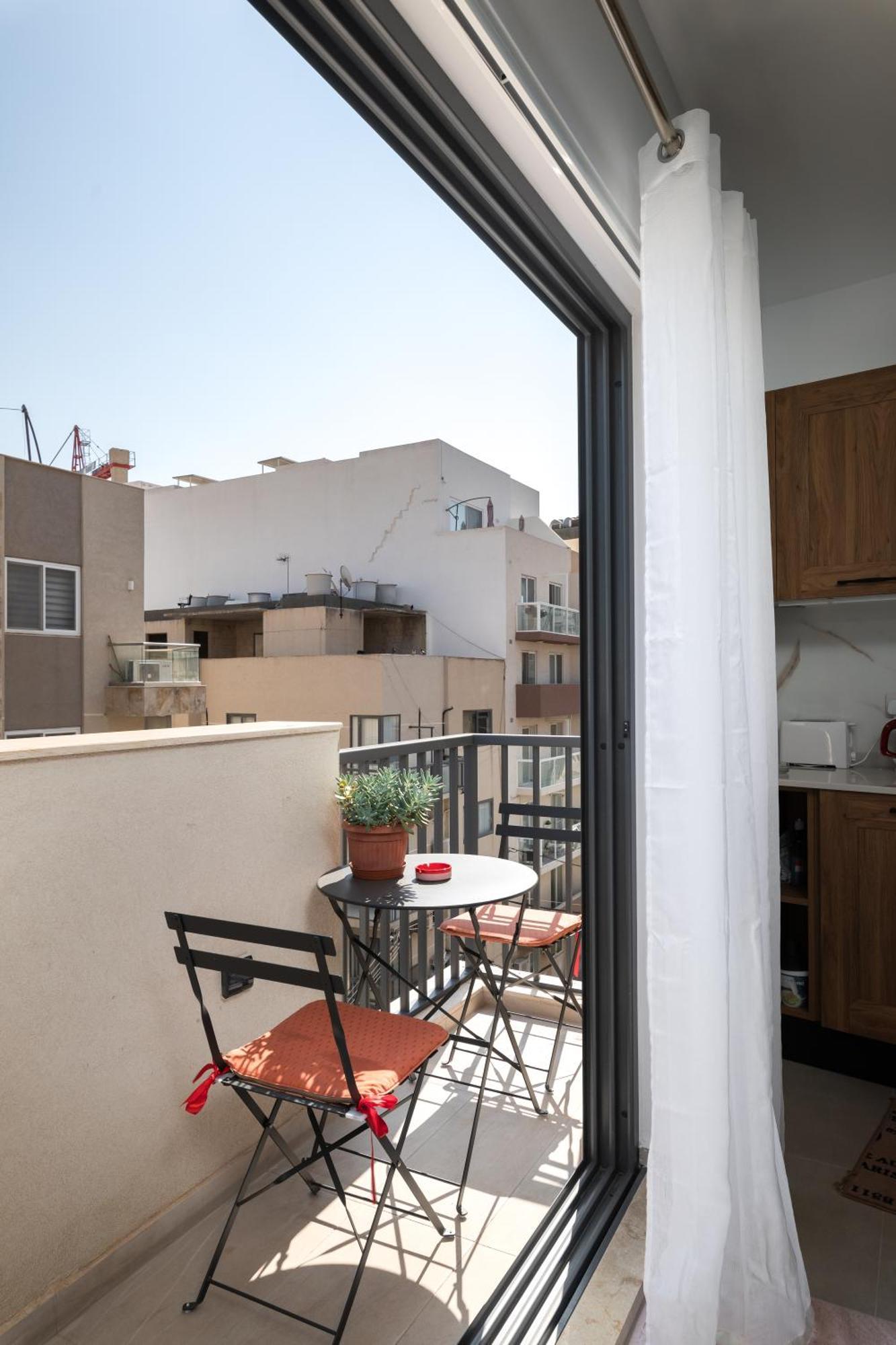 Modern 2Br Stylish Apartment With 2 Balconies - Close To St Julian'S & Sliema & Yacht Marina Pietà Exterior foto