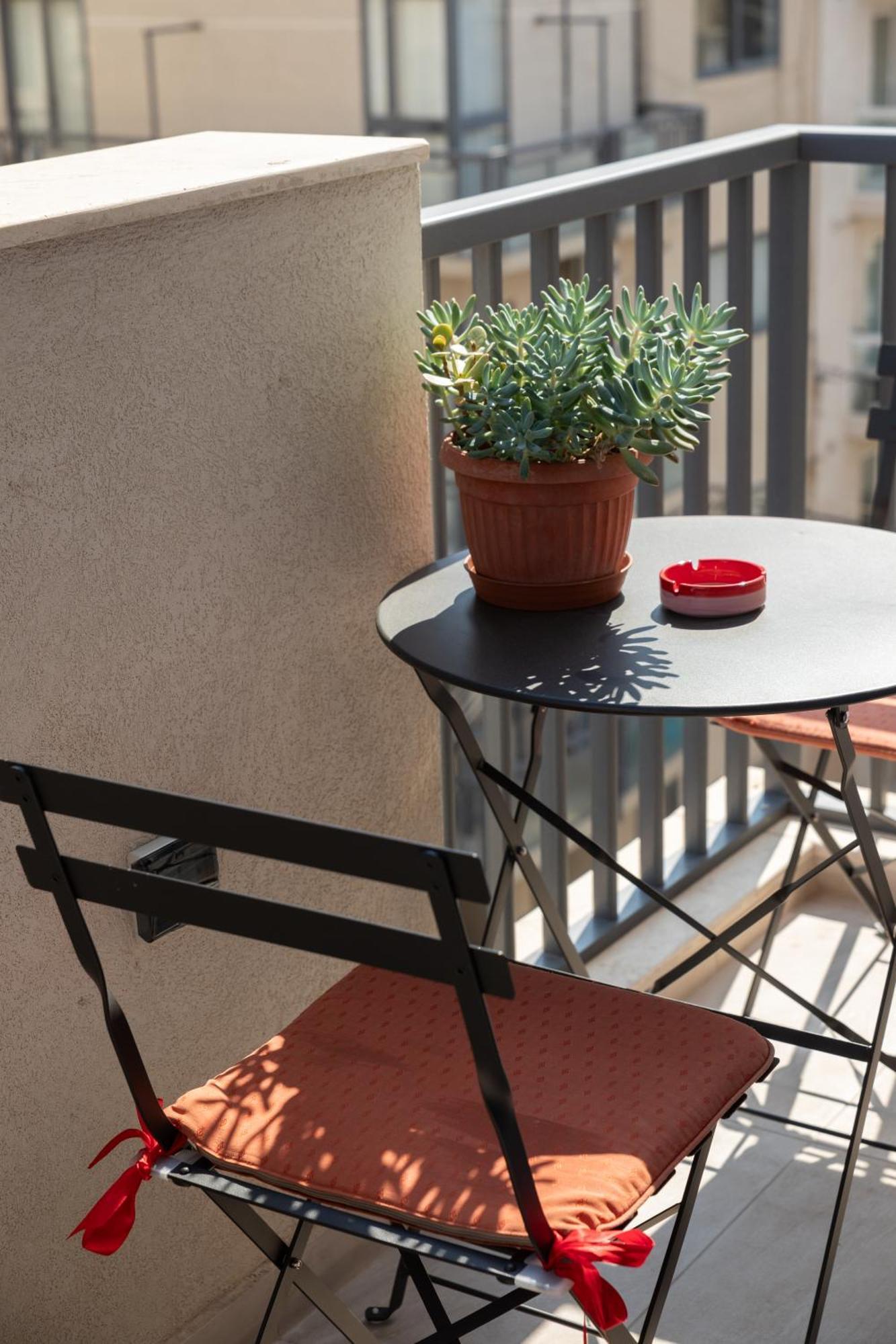 Modern 2Br Stylish Apartment With 2 Balconies - Close To St Julian'S & Sliema & Yacht Marina Pietà Exterior foto